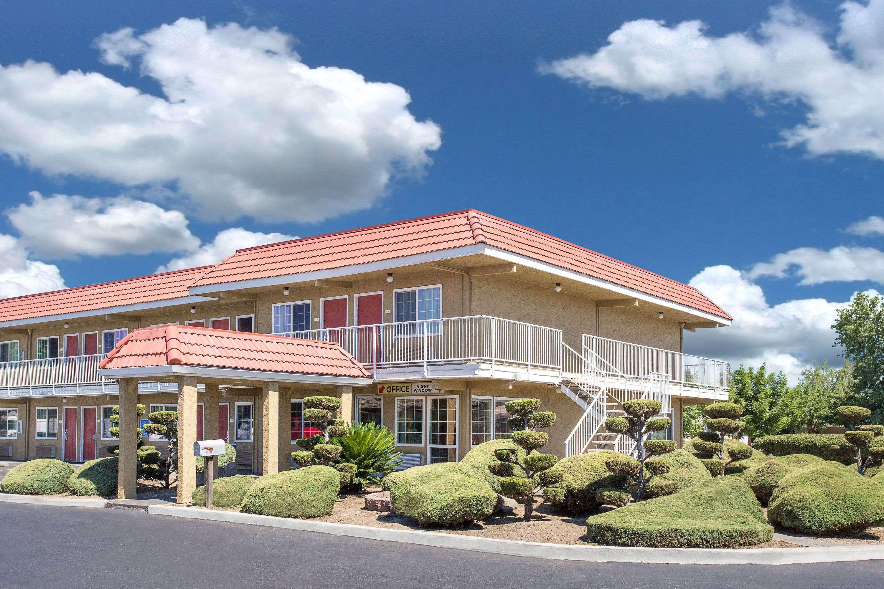 Days Inn By Wyndham Turlock Luaran gambar