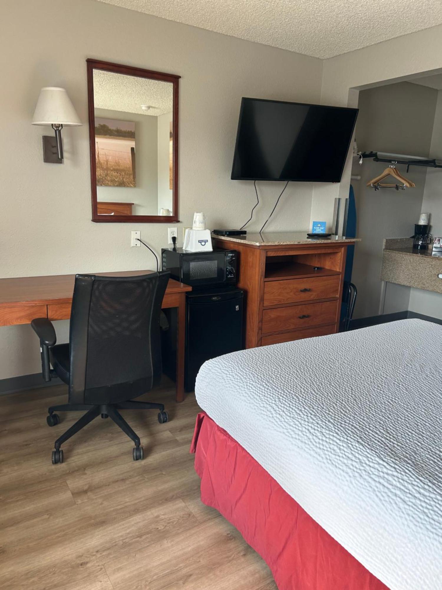 Days Inn By Wyndham Turlock Luaran gambar